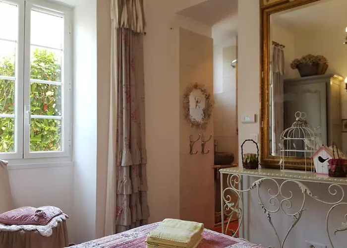 Primavera Apartmán Galeria (Corsica)