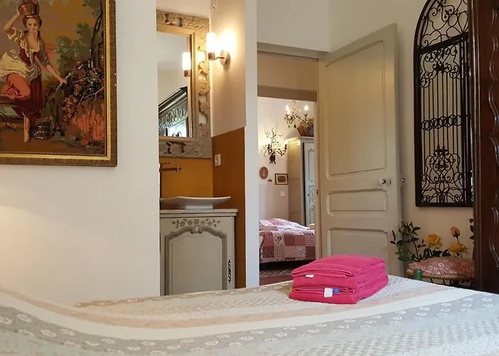 Primavera Apartmán Galeria (Corsica)